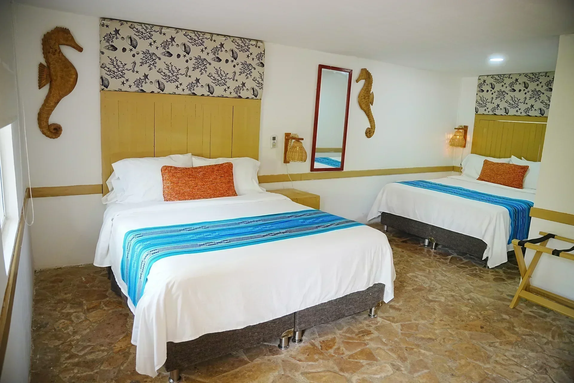Standard  suite  cuadruple
